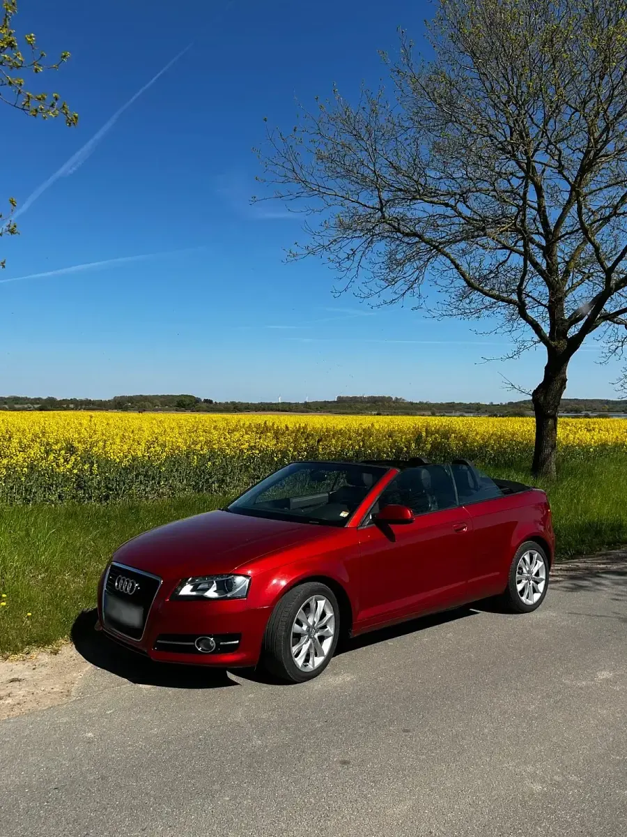 Second-hand Audi Cabriolet 140 CP (102 kW) 2011 Roșu Cabrio