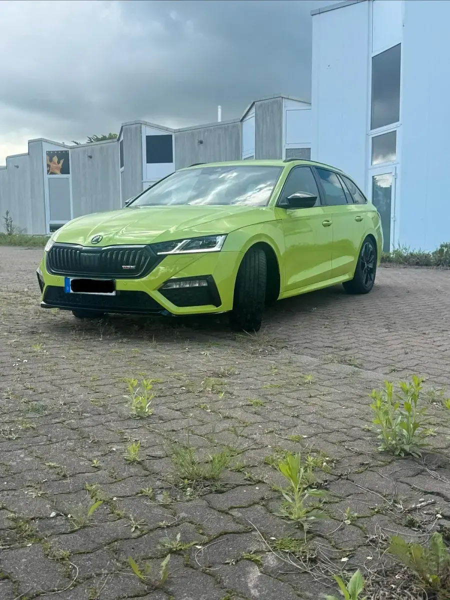 Gebraucht Skoda Octavia RS 245 PS (180 kW) 2024 Grün Kombi
