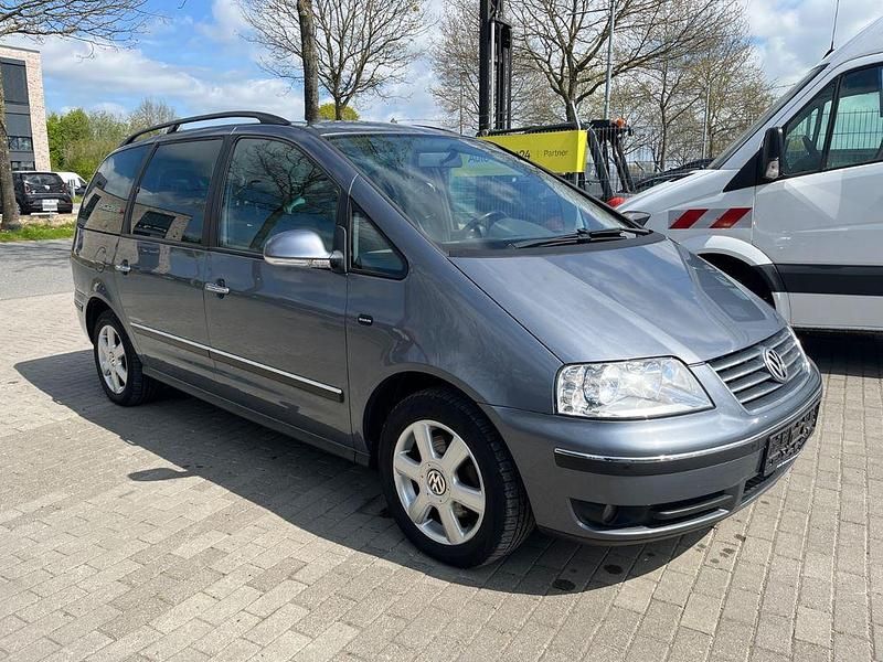 Gebraucht VW Sharan United 140 PS (102 kW) 2010 Grau Van / Kleinbus