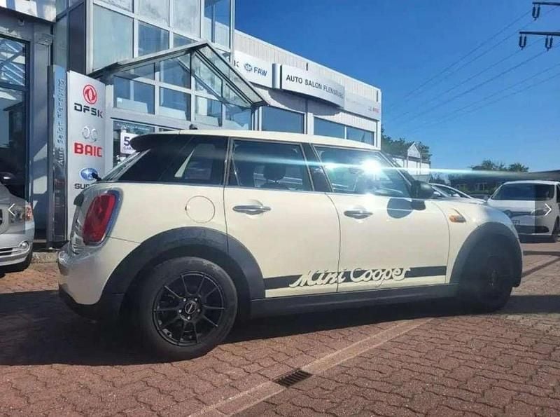 Gebraucht Mini Cooper 102 PS (75 kW) 2015 Weiß Kleinwagen