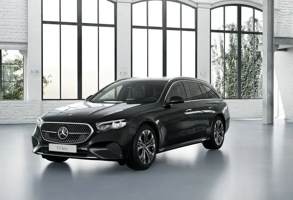 Gebraucht Mercedes E300 Avantgarde 197 PS (144 kW) 2025 Schwarz metalliclack obsidians Kombi