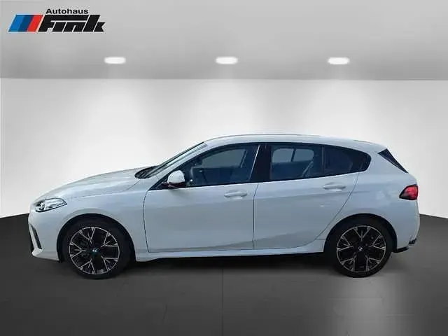 Gebraucht BMW 120 Performance 163 PS (119 kW) 2025 Alpinweiss iii Kleinwagen