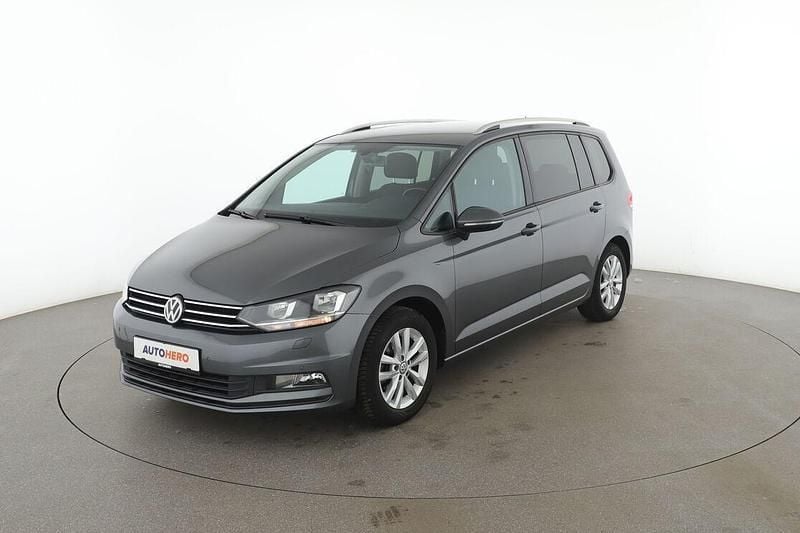 Grau Gebraucht 2016 VW Touran Comfortline Van / Kleinbus | 14.290 € (Fairer Preis) - Bild 1/4