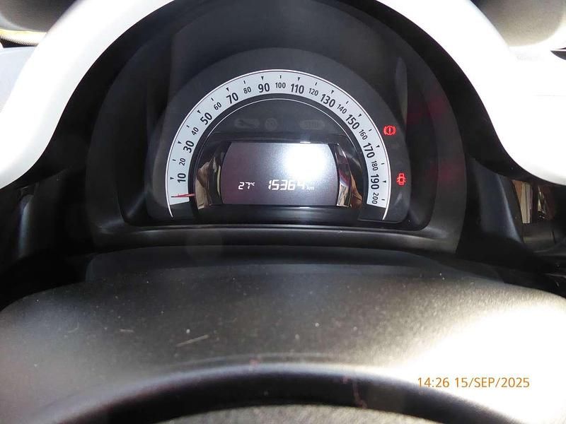 Gebraucht Renault Twingo Intens 65 PS (47 kW) 2021 Feuerrot Kleinwagen