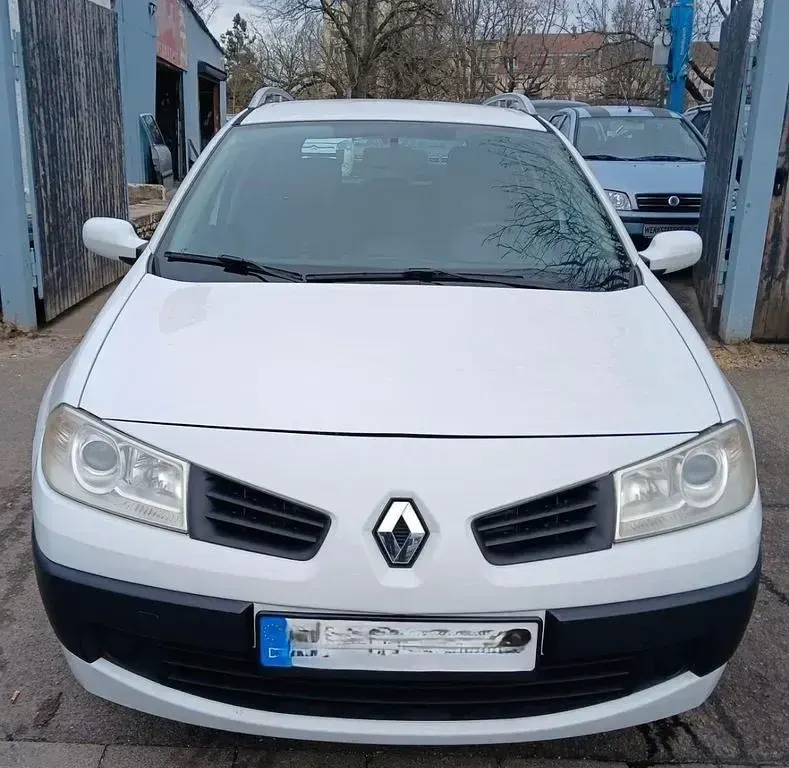 Occasion Renault Mégane Authentique 98 ch (72 kW) 2007 Blanc Berline