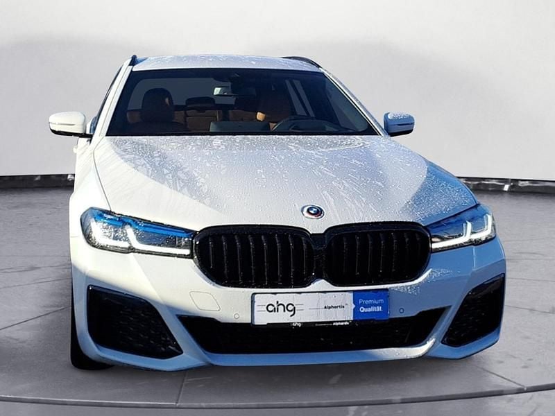 Gebraucht BMW 540 M Sport 340 PS (250 kW) 2022 Weiß Kombi