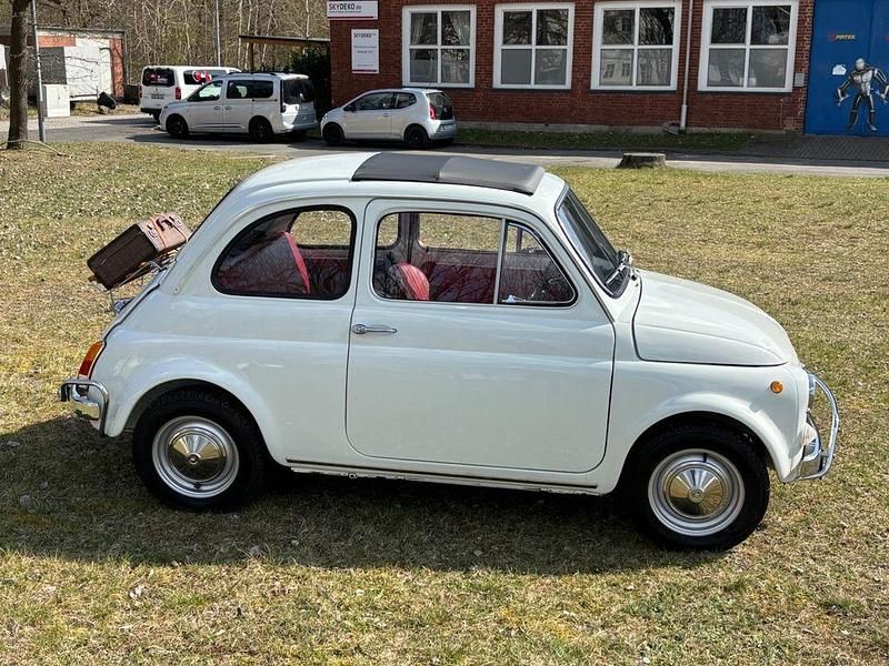 Weiß Gebraucht 1969 Fiat 500 Lusso Kleinwagen | 11.950 € - Bild 1/4