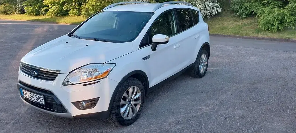 Gebraucht Ford Kuga Individual 200 PS (147 kW) 2011 Weiß SUV