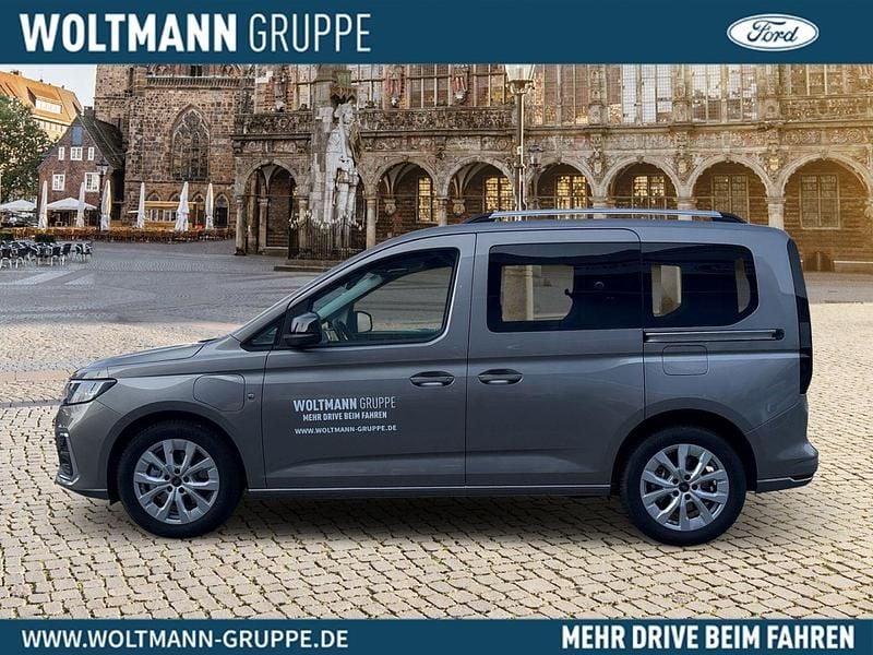 Gebraucht Ford Tourneo Titanium 116 PS (85 kW) 2025 Silber Van / Kleinbus