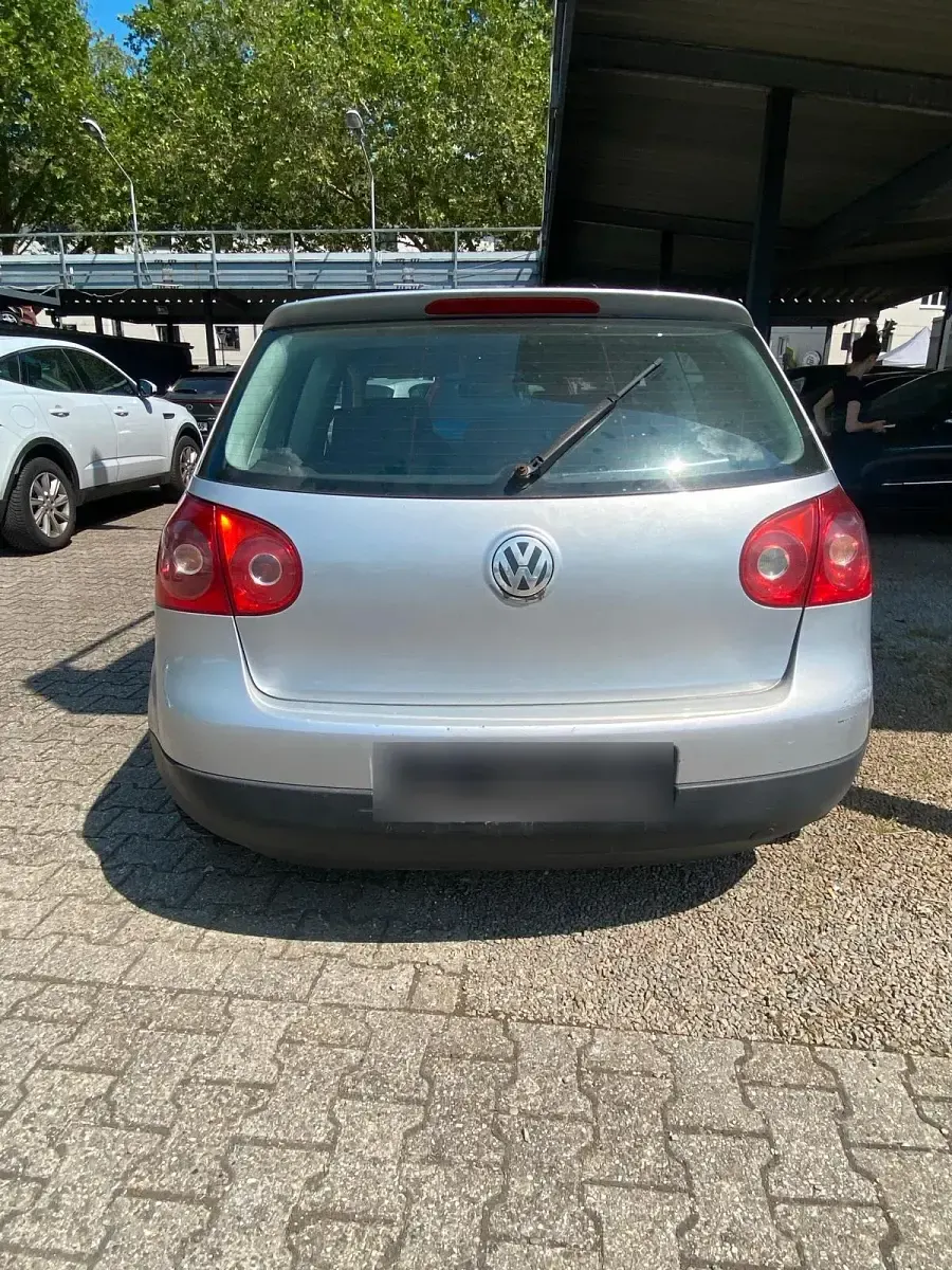 Gebraucht VW Golf V 150 PS (110 kW) 2005 Silber Kleinwagen