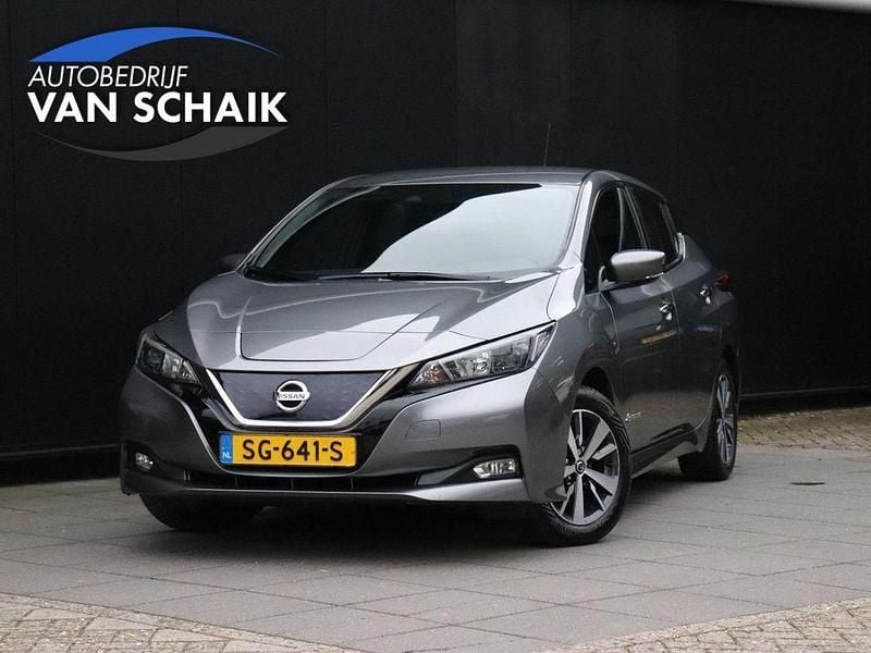 Gebraucht Nissan Leaf Acenta 110 kW (150 PS) 2018 Grau Kleinwagen