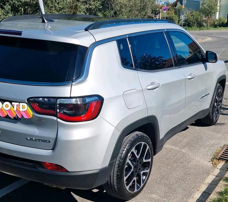 Silber Gebraucht 2021 Jeep Compass Limited SUV | 21.000 € (Superpreis) - Bild 1/4