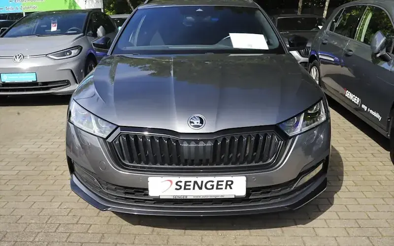 Gebraucht Skoda Octavia SportLine 204 PS (150 kW) 2022 Graphitegrau metallic Kombi