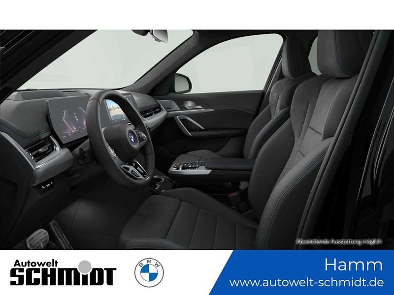 Neu BMW iX1 M Sport 150 kW (204 PS) 2025 Saphirschwarz SUV