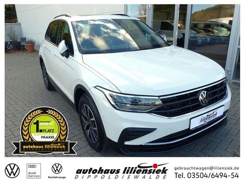 Weiß Gebraucht 2022 VW Tiguan Life SUV | 26.960 € (Fairer Preis) - Bild 1/4