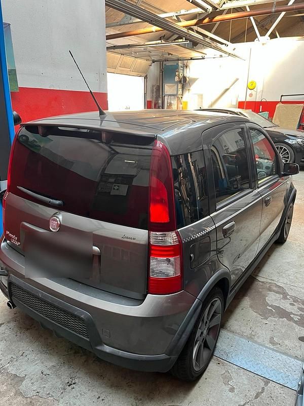 Gebraucht Fiat Panda 100 PS (73 kW) 2007 Grau Kleinwagen