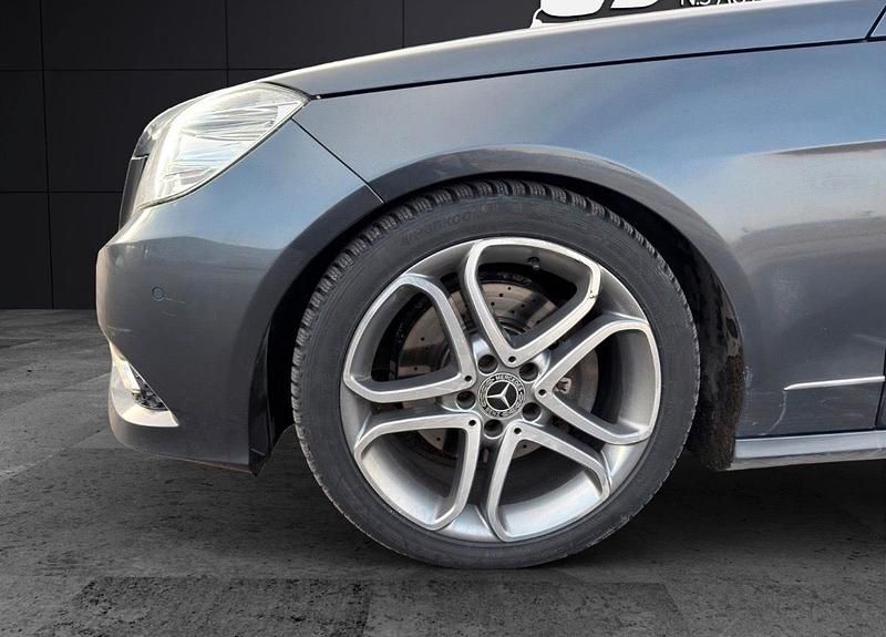 Gebraucht Mercedes E350 231 PS (169 kW) 2010 Blau Limousine