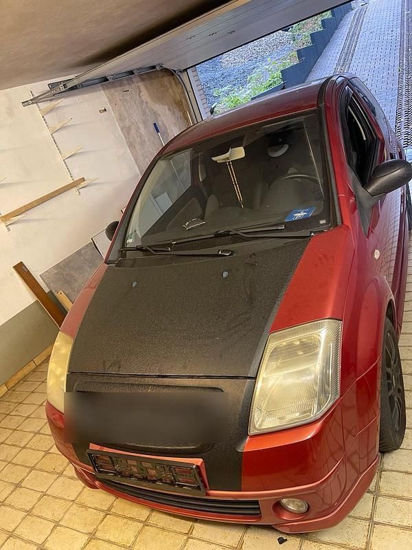 Rot Gebraucht 2004 Citroën C2 Kleinwagen | 600 € - Bild 1/4