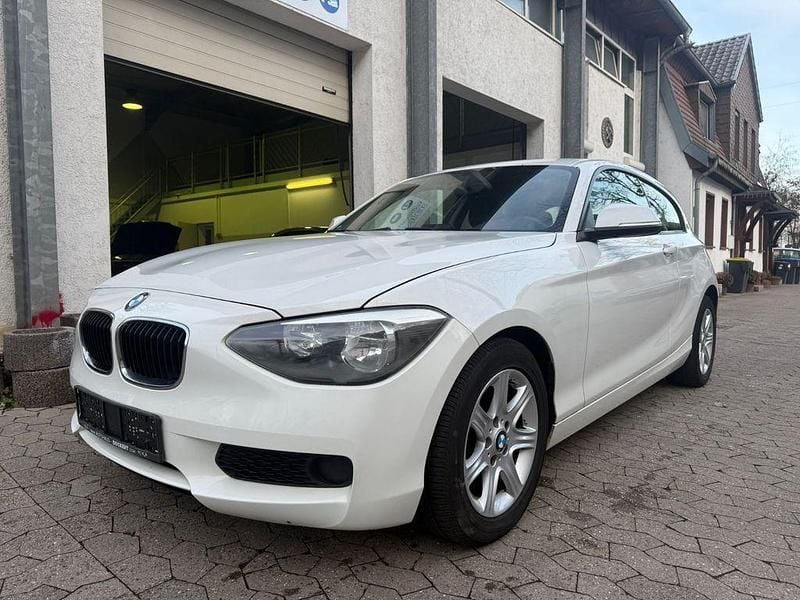 Gebraucht BMW 116 136 PS (100 kW) 2014 Weiß Kleinwagen