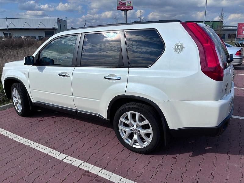 Gebraucht Nissan X-Trail 173 PS (127 kW) 2012 Weiß SUV