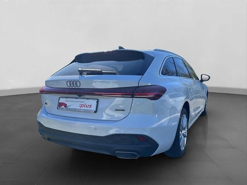 Gebraucht Audi A5 Sport 204 PS (150 kW) 2025 Weiß Kombi