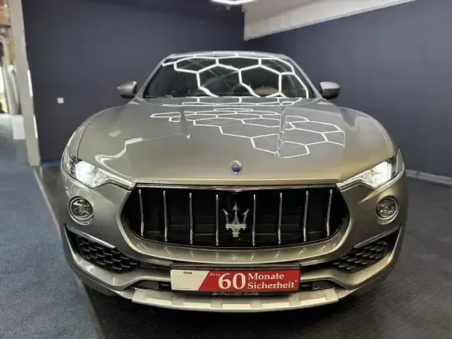 Gebraucht Maserati Levante GranLusso 349 PS (256 kW) 2019 Grau SUV