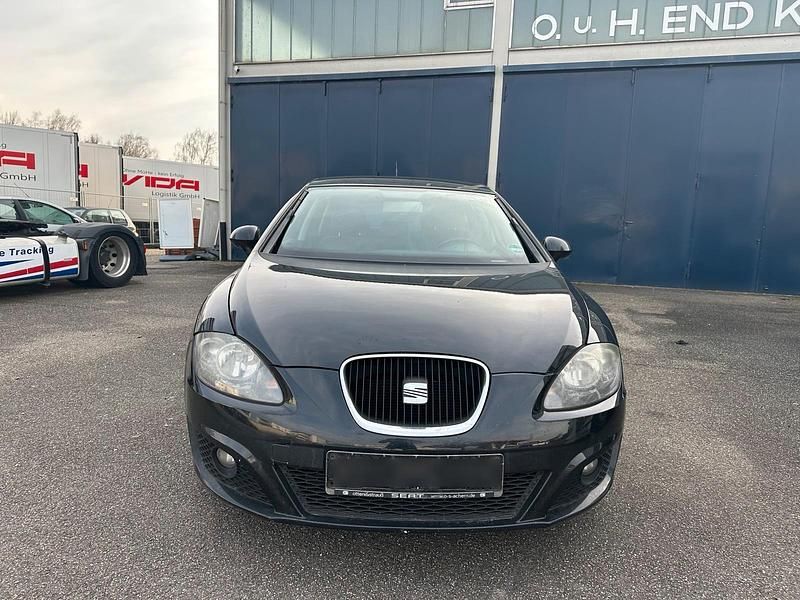 Schwarz Gebraucht 2010 Seat Leon Kleinwagen | 1.800 € (Guter Preis) - Bild 1/4