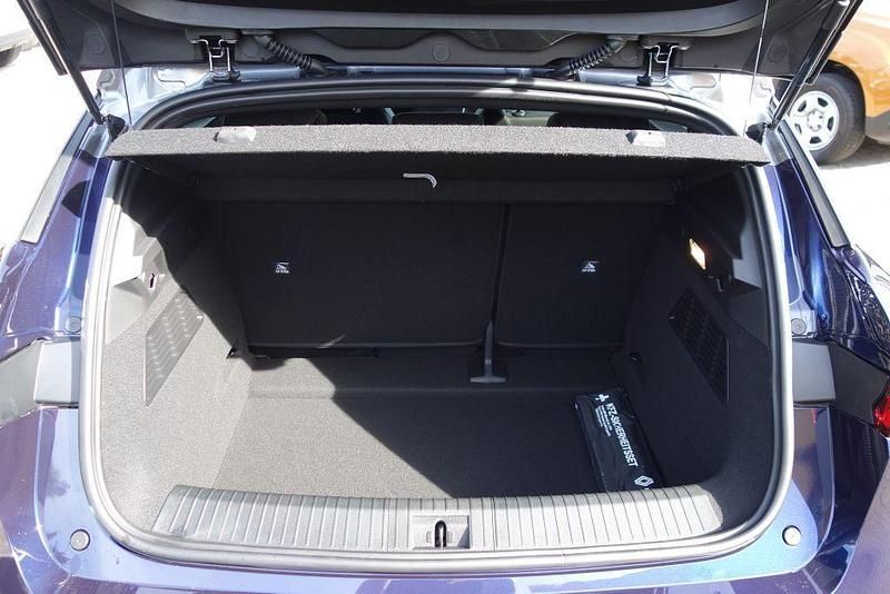 Gebraucht Renault Megane E-Tech Techno 160 kW (218 PS) 2023 Blau Limousine