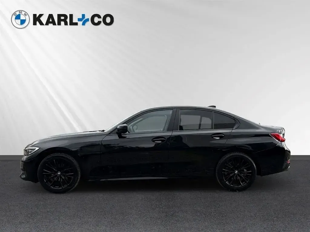 Gebraucht BMW 318 Advantage 156 PS (114 kW) 2021 Schwarz Limousine