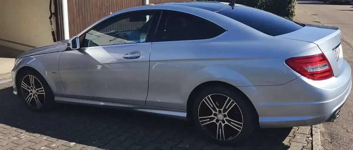 Gebraucht Mercedes C180 Edition 156 PS (114 kW) 2014 Silber Coupé