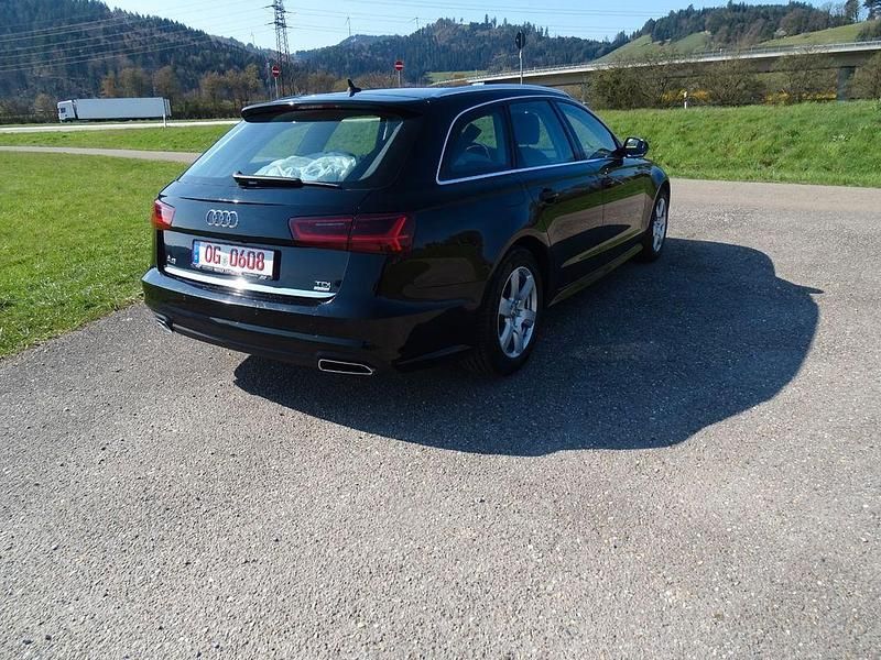 Gebraucht Audi A6 Comfort 190 PS (139 kW) 2017 Schwarz Kombi