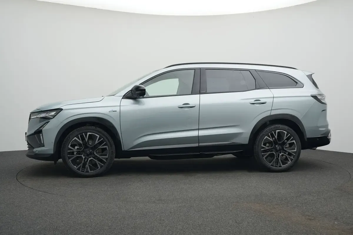 Używany Renault Espace Esprit Alpine 200 KM (147 kW) 2025 Szary SUV