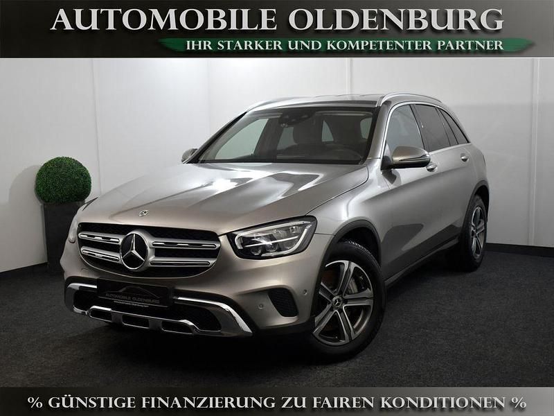 Silber Gebraucht 2021 Mercedes GLC220 SUV | 32.890 € (Guter Preis) - Bild 1/3