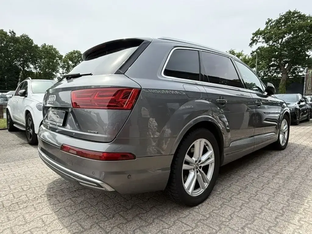 Gebraucht Audi Q7 258 PS (189 kW) 2016 Grau (graphit(meteor)grau) (metallic) SUV