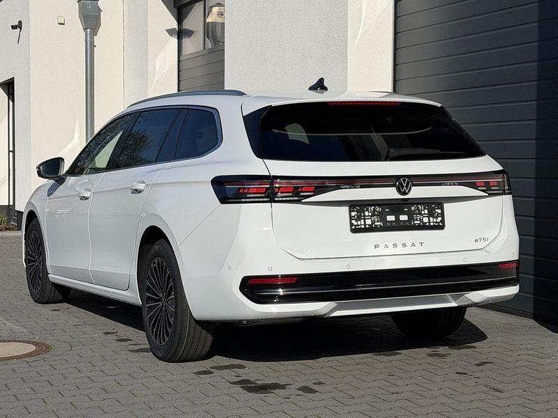 Neu VW Passat Elegance 150 PS (110 kW) 2026 Weiß Kombi
