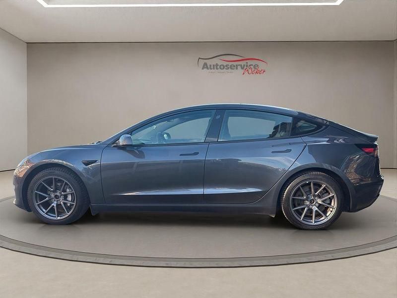 Gebraucht Tesla Model 3 208 kW (283 PS) 2022 Grau Limousine
