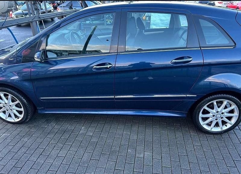 Gebraucht Mercedes B170 116 PS (85 kW) 2008 Blau Van / Kleinbus