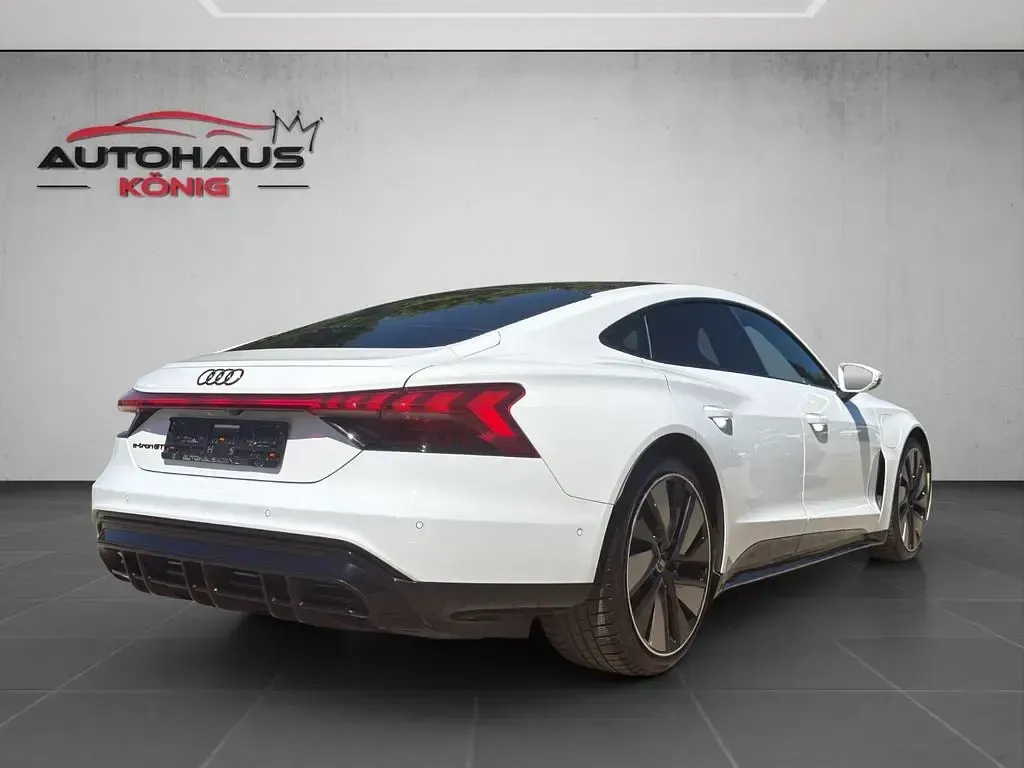Gebraucht Audi e-tron GT quattro Sport 350 kW (476 PS) 2023 Weiß Limousine