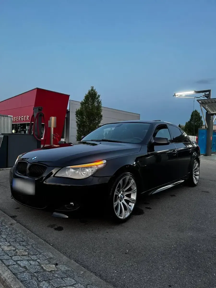 Gebraucht BMW 530 272 PS (200 kW) 2008 Schwarz Limousine