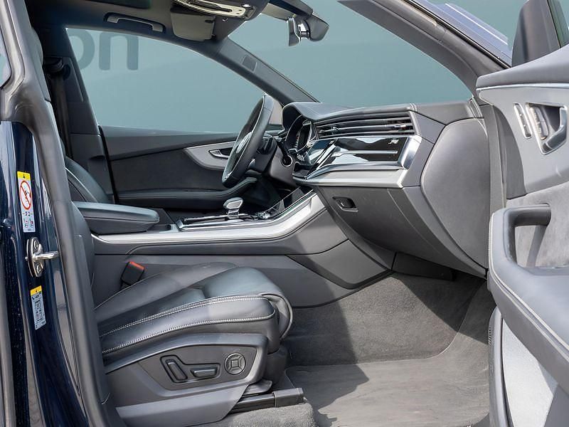 Gebraucht Audi Q8 286 PS (210 kW) 2024 Blau SUV