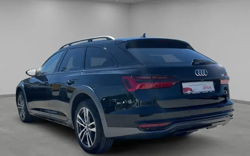 Gebraucht Audi A6 Allroad Ambiente 245 PS (180 kW) 2023 Mythosschwarz metallic Kombi