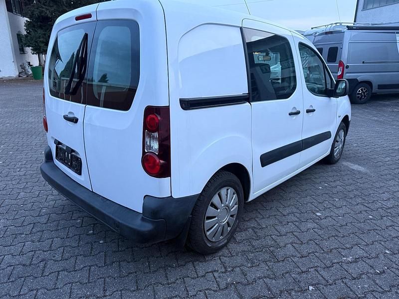Gebraucht Citroën Berlingo 100 PS (73 kW) 2017 Weiß Van / Kleinbus