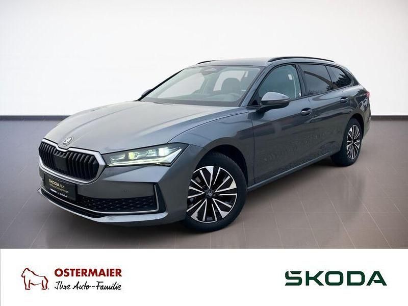 Gebraucht Skoda Superb Selection 150 PS (110 kW) 2025 Graphitegrau Kombi
