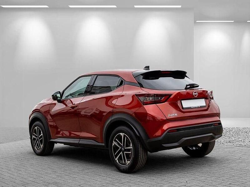 Neu Nissan Juke N-Connecta 114 PS (83 kW) 2025 Fuji sunset red SUV