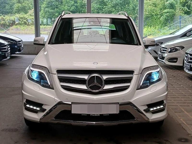 Polarweiss Gebraucht 2013 Mercedes GLK220 Sport Edition SUV | 19.950 € (Teuer) - Bild 1/4