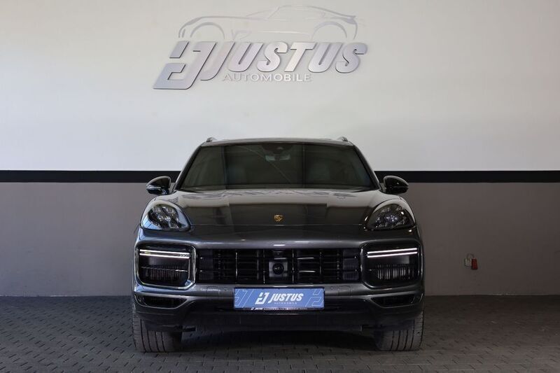 Gebraucht Porsche Cayenne Turbo 549 PS (403 kW) 2020 Grau SUV