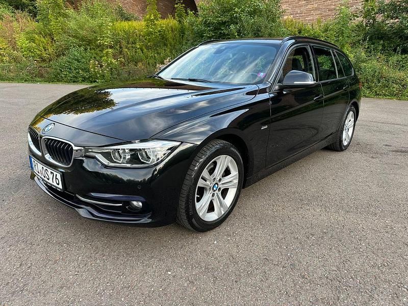 Schwarz Gebraucht 2016 BMW 320 M Sport Kombi | 12.900 € (Fairer Preis) - Bild 1/4