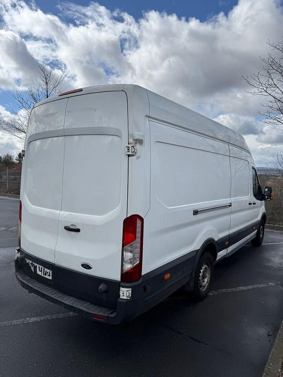 Second-hand Ford Transit 131 CP (96 kW) 2016 Alb Berlinǎ