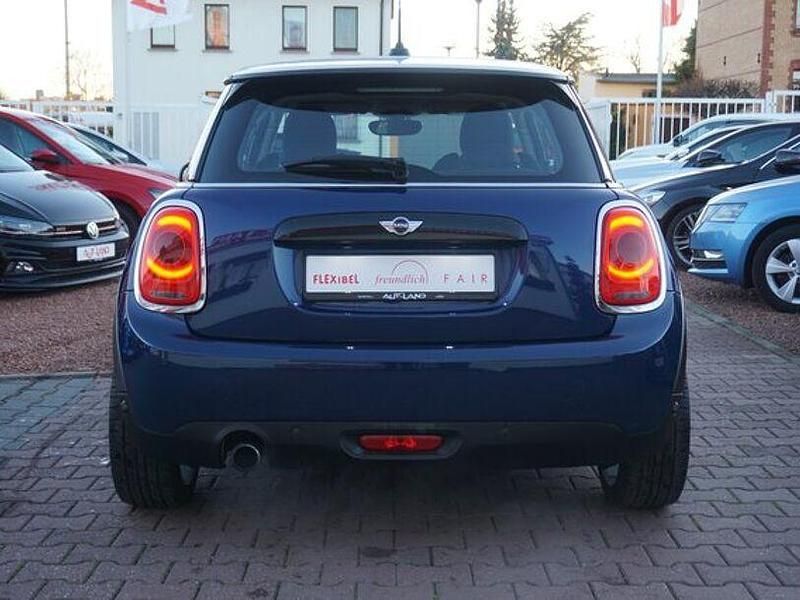 Usado Mini Cooper 136 HP (100 kW) 2017 Azul Citadino