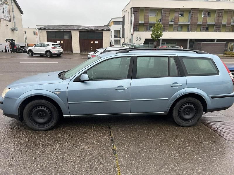 Gebraucht Ford Mondeo 130 PS (95 kW) 2005 Blau Kombi
